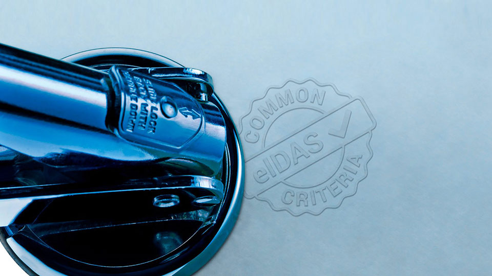 Sole control of one’s signing keys under eIDAS